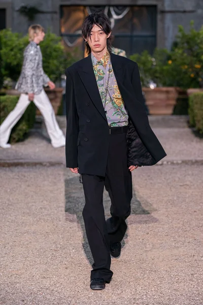 Look 47